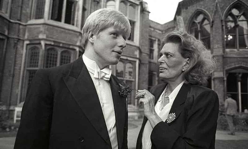 Melina Mercouri, Greek Culture Minister (1981-89,1993-94) speaking to Boris Johnson in 1986 before her Oxford Union speech. Johnson was then passionately in favour of returning the Parthenon Marbles to Athens. Photograph: Brian Smith/Reuters