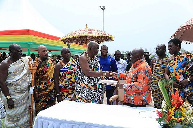 213201955936 m6itl8w331 president akufoaddo presenting the constitutional instrument to the head of the delegation from bono east