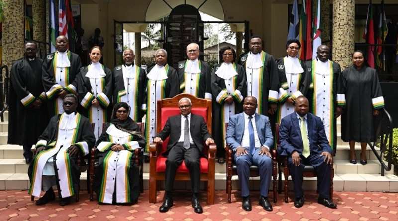 28202545607-h40o2r6eey-cape-verde-president-and-african-court-judges