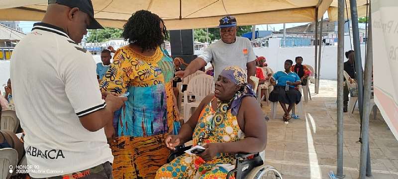 428202610717-osjum8x432-rita-odoley-sowah-interacting-with-pwd-women-on-the-need-for-access-to-health-care
