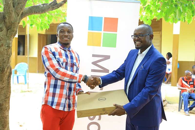 Microsoft (233)