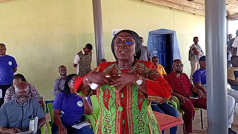 Hon. Abla Dzifa Gomashie addressing beneficiaries of The Sea Works At Night project in Agavedzi.
