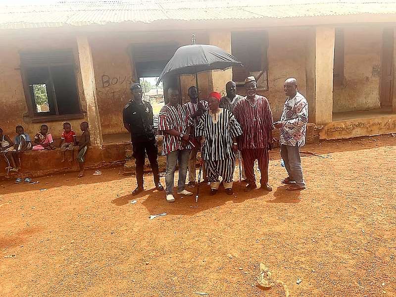 615202631447-0g830m4yyt-ii-nandom-naa-leads-land-peace-initiative-inspects-disputed-sites-at-st-theresas-hospital-and-nandom-parish