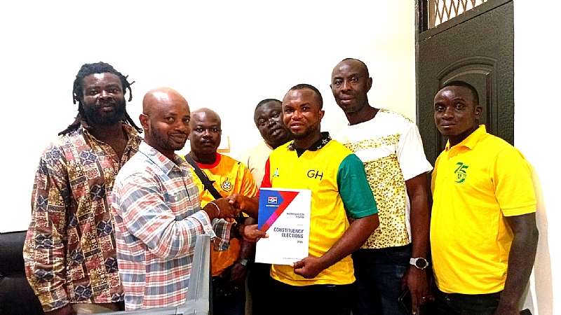 Wusu Electoral Area Coordinator Mr Frank Nunyuie (Second on the right)