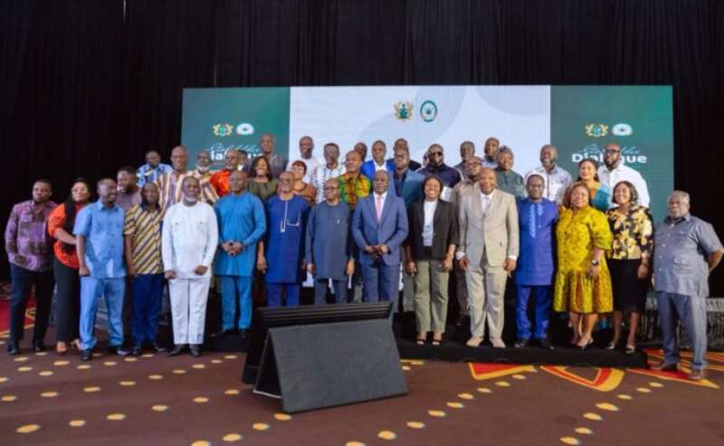 69202675731-ptkwn0a442-stakeholders-at-accra-dialogue-on-landfill