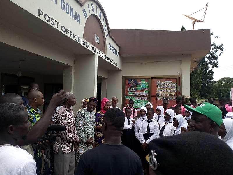 929201913722-23041q5dcw-damongo-march-to-demand-immediate-climate-change-action-2