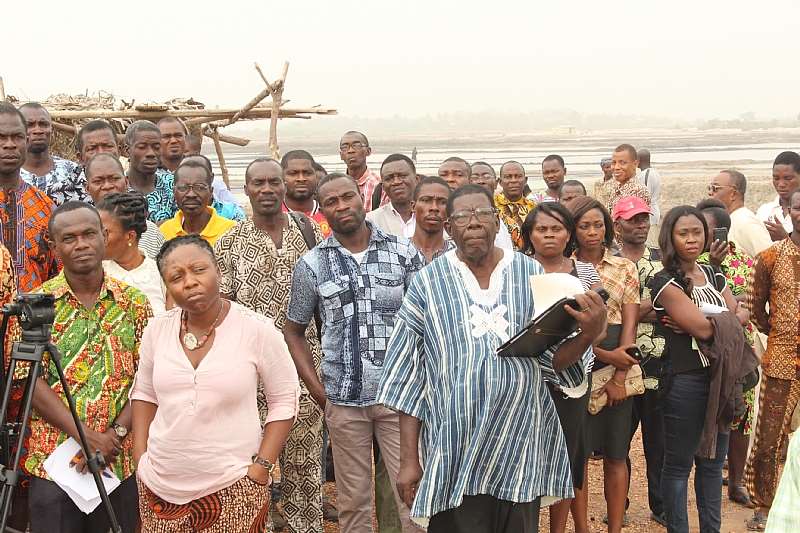A CROSS-SECTION OF THE MEDIA AND SALT WINERS AT THE SONGOR LAGOON