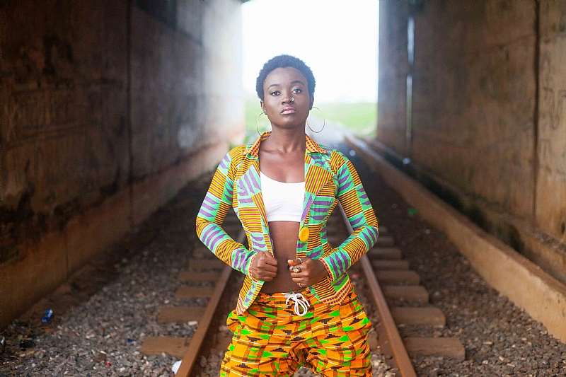 abena rockstar 1