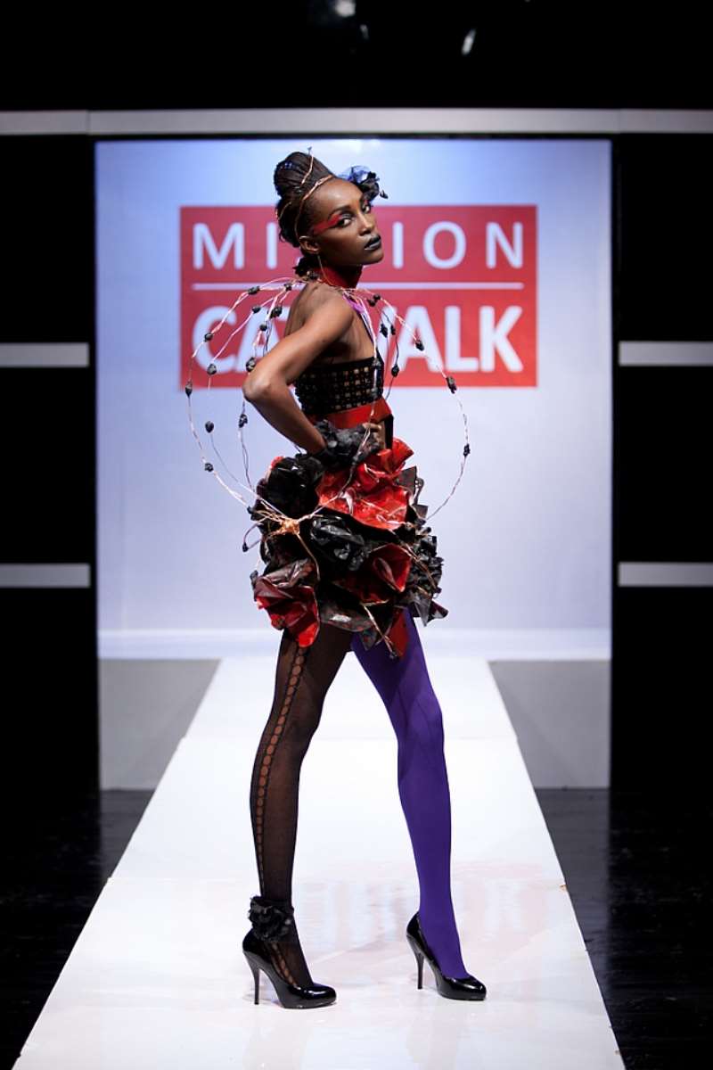 CRYSTAL POWELL EP 8 DESIGN SIDE LONG CREDIT TIFFANY LUE YEN
