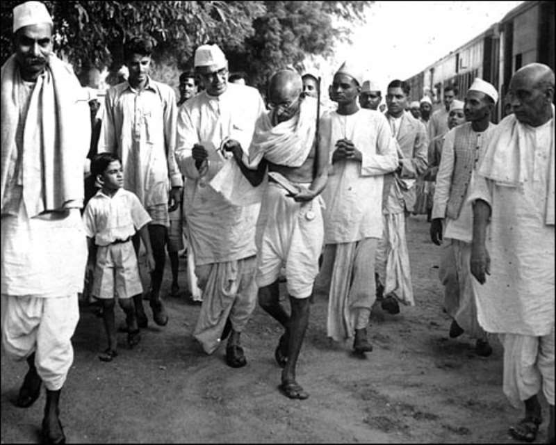 gandhi ji during a foot march