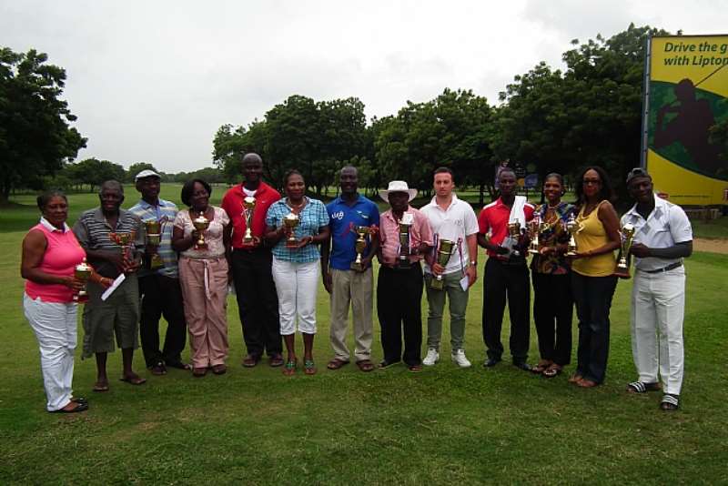 GROUP PIX OF WINNERS