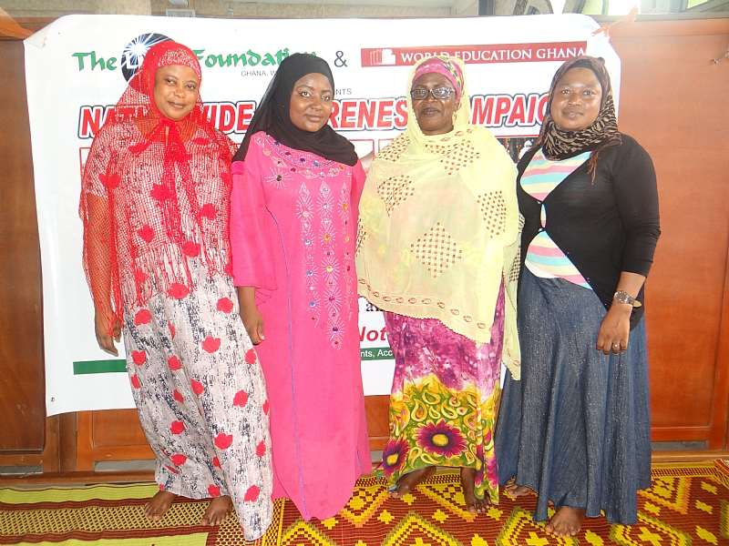 HAWA ISSAH, PROGRAMMES MANAGER, TLF GHANA IN POSE WITH SOME WOMEN LEADERS AT THE KARDOR MOSQUE