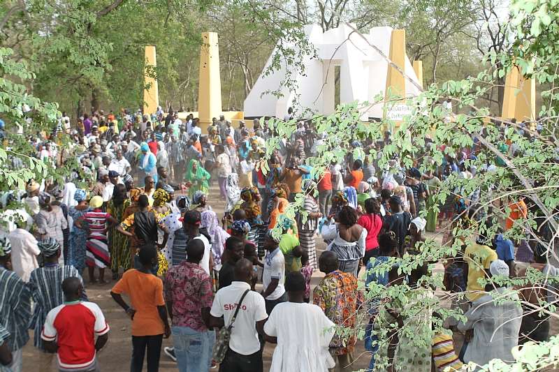 3. OVER A THOUSAND PEOPLE VISITED AT THE 39TH CONGRESS