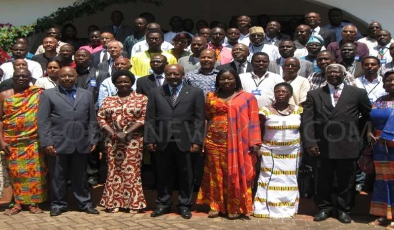 PARTICIPANTS ATTENDING THE FOUR-DAY REGIONAL CONFERENCE ON THE PEDAGOGICAL USE OF THE GENERAL HISTORY OF AFRICA IN HIGHER EDUCATION AT ELMINA