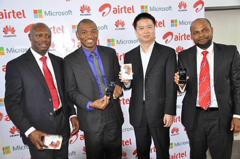 (L-R) Senior Manager, Data and Devices, Airtel Nigeria, David Umoh; Consumer Channels Group Director, Microsoft, Mark Ihimoyan; Chief Sales Officer, Airtel Nigeria, Inusa Bello; and Tony Liang Wei, MD, Huawei Devices, West Africa at the unveiling of Huawei Ascends W1 smart phones in Ikoyi, Lagos on Thursday.
