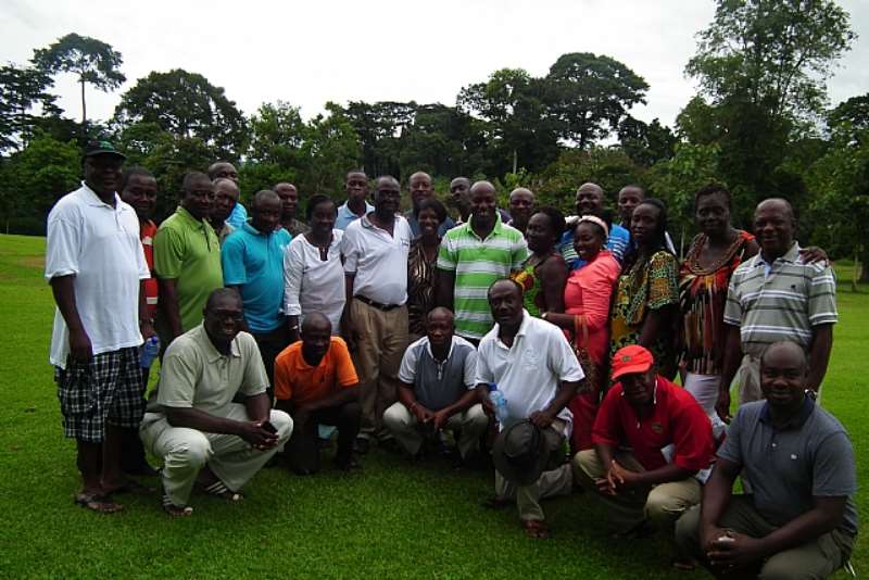 MAFIA GOLFERS IN A GROUP PICTURE