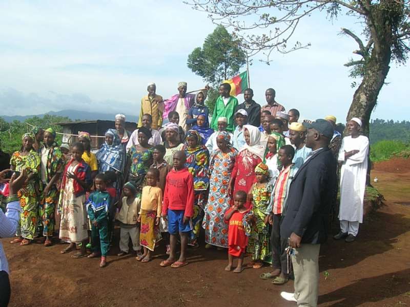 MBORORO COMMUNITY OF BANJA POSE WITH PROF NCHE ZAMA IN FRONT OF ARDORATE MAMADA