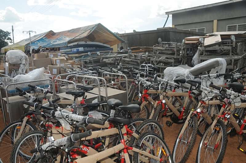 MEDICAL SUPPLIES AND EQUIPMENT FIRST LADY PRESENTED TO THE BOLE HOSPITAL