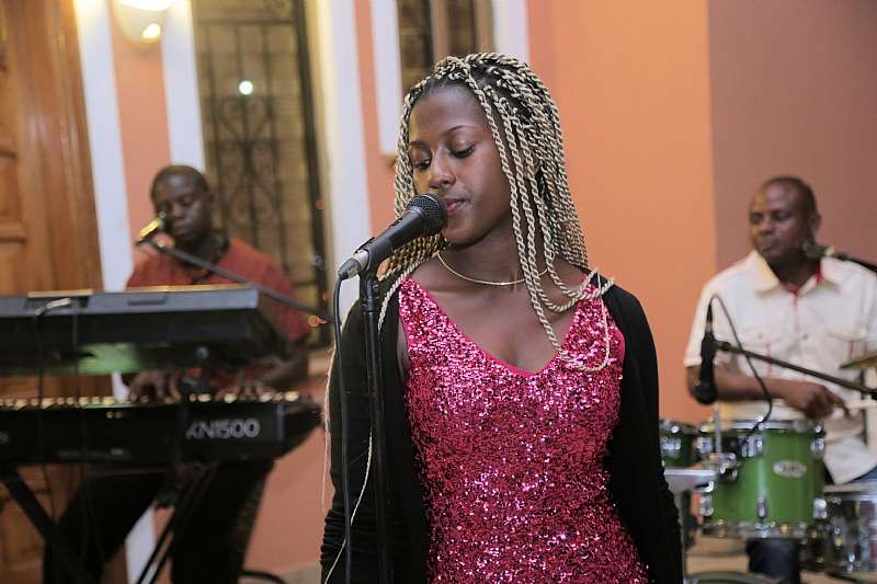 MR. OLAKUNLE CHURCHILL BIRTHDAY PARTY PHOTOS (7)