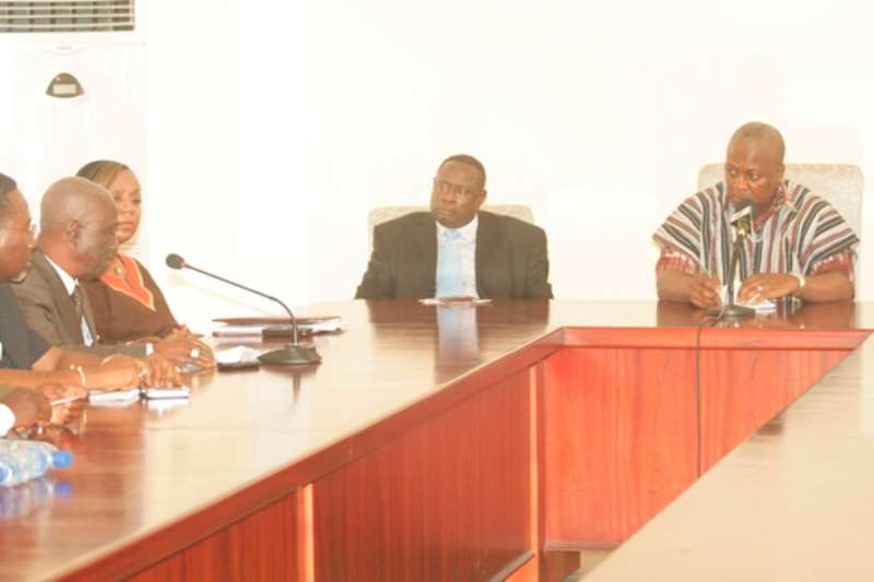 MR TWUM HILIGHTING PORTIONS OF THE REPORT ON THE FIRE THAT DESTROYED THE MINISTRY OF FOREIGN AFFAIRS BUILDING RECENTLY TO VICE PRESIDENT MAHAMA .