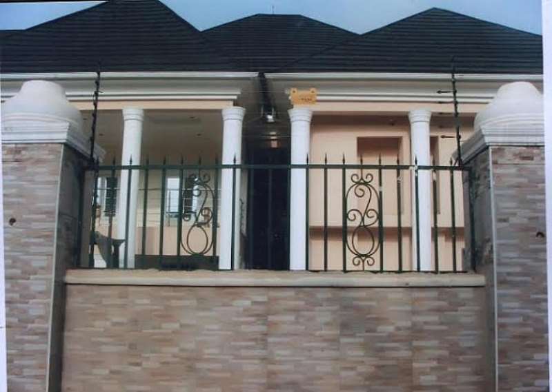 IMO SPEAKER FATHERS MANSION RENOVATED AND FURNISHED BY SPEAKER UWAJUMOGU.