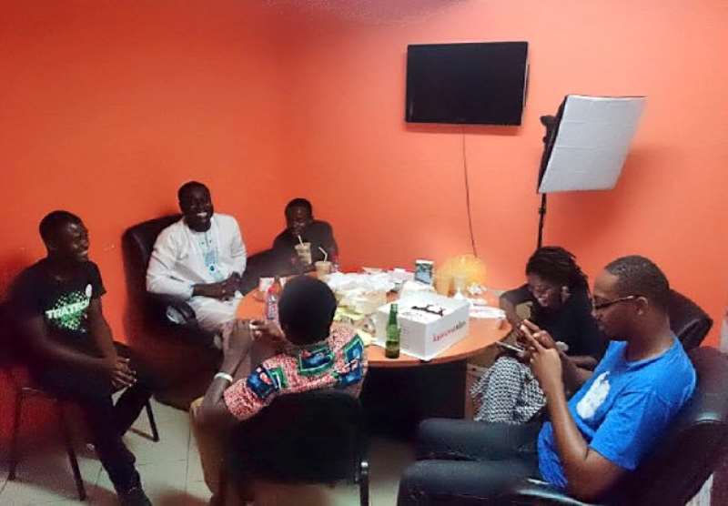 s84aqe1ppk 12822134 1279118472115280 81429427 n