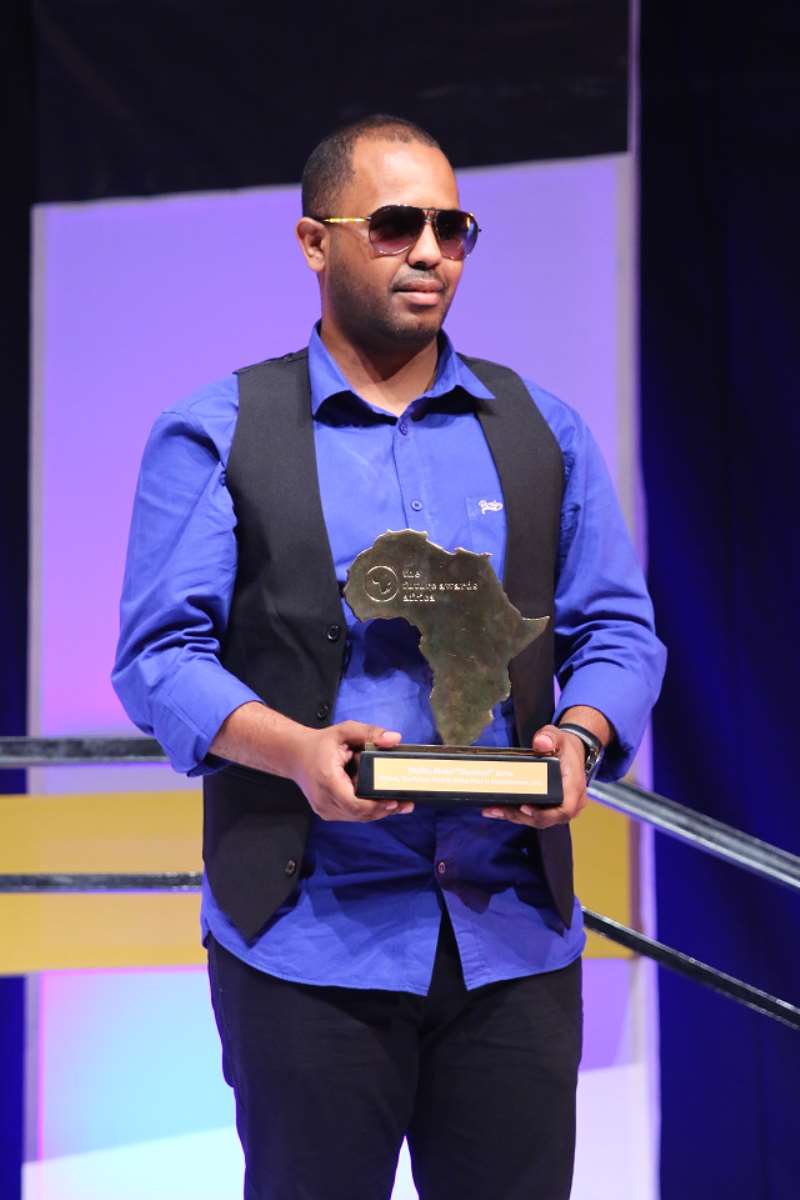 SALIM SHARAF, REPRESENTING DIAMOND PLATNUMZ, WINNER  TFAA PRIZE IN ENTERTAINMENT