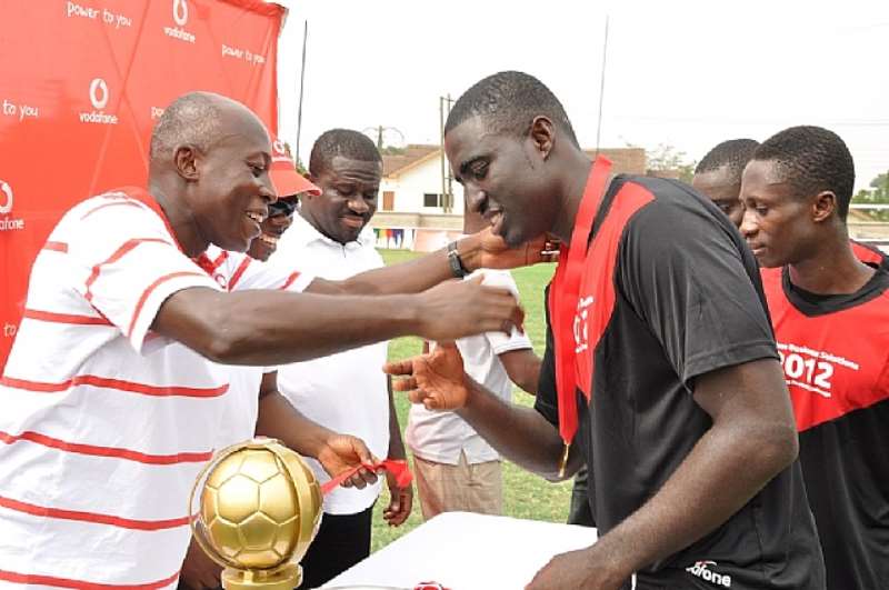 TULLOW GOALSCORER (EDMUND AGYEMAN-DUAH) WITH HEAD OF VBS