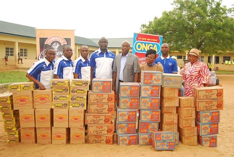 R - L: Ms Angela Nwaka, Special Adviser to Delta State Governor on Health Issues; Uduak Isang Udo, Promasidor Sales Rep.; Mrs Ann Chalokwu-Orumade, Special Adviser to Delta State Governor on Poverty Alleviation; Delta State Commissioner for Special Duties, Hon. (Dr) Tony Nwaka; DSM-East, Halliday Chimezie;