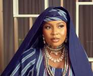 #NigeriaAt61: Fashion Blogger Rhonkefella Drops New Photos to Celebrate Nigerias Independence Anniversary