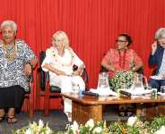 The Queen joins Commonwealth women leaders in effort to end domestic violence and cervical cancer