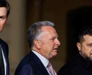 Ukraines President Volodymyr Zelensky walks with US President Donald Trumps son-in-law Jared Kushner and US Special Envoy Steve Witkoff. - Valentyn Ogirenko, Reuters