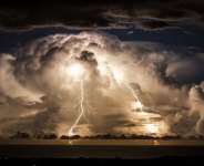 Meteorological Agency warns of thunderstorm tonight