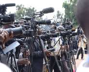 Journalists must be blamed for the politicization of the country