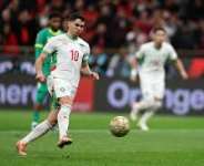 Video shows Brahim Diaz misses penalty deliberately