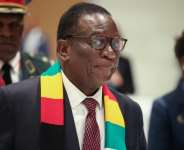 Zimbabwe cabinet agrees plan to extend presidents term to 2030