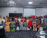 Kenyas High Commissioner to Ghana, Eliphas Barine in a group photograph with Kenya Airways travel trade partners