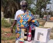 Actor Oboy Siki celebrates birthday at cemetery