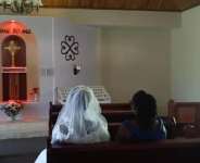 Bride Arrives An Hour Before Her Wedding To Pray