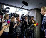 Geert Wilders speaks to the assembled press.