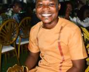 Hon Freeman Kojo Gadiri with his award