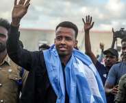 Somali referee Omar Artan arrives to a heros welcome in Mogadishu June 10, 2026; after being denied entry to the US  for the World Cup. -  Hassan Ali Elmi, AFP