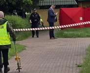 Police work at a crime scene covered with a tent in Biala Podlaska, eastern Poland on June 16, 2026, where Russian artist Semyon Skrepetsky, known for his satirising Russian President Putin, was shot dead. -  Piotr Pyrkosz, AFP