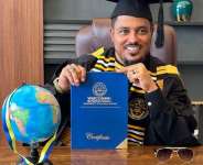 Van Vicker earns first-class law degree from Wisconsin International University College