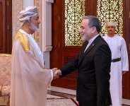 Omans Sultan Haitham bin Tariq (left) shakes hands with Iranian Foreign Minister Abbas Araghchi in Muscat, on 26 April, 2026. Oman has a long record of being a key broker between Iran and the West. - AP