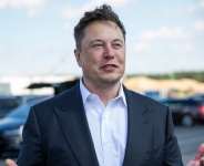 The Elon Musk Cult: Drooling in the SpaceX Bubble