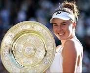 Getty ImagesImage caption: Linda Noskova was playing in the first Grand Slam final of her career