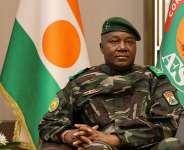 The head of the Nigerien junta, General Abdourahamane Tiani, looks on as he welcomes Beninese President Romuald Wadagni during the first leg of a visit to Niger and Burkina Faso, in Niamey, Niger 2 June 2026. - via REUTERS - Niger Presidency