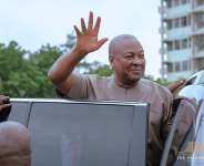 Ghanaians give Mahama 72% approval; 60% say country heading right direction