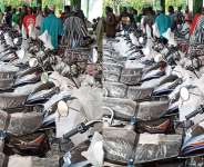 Abu Jinapor donates 100 motorbikes, pickup vehicle to Damongo constituency